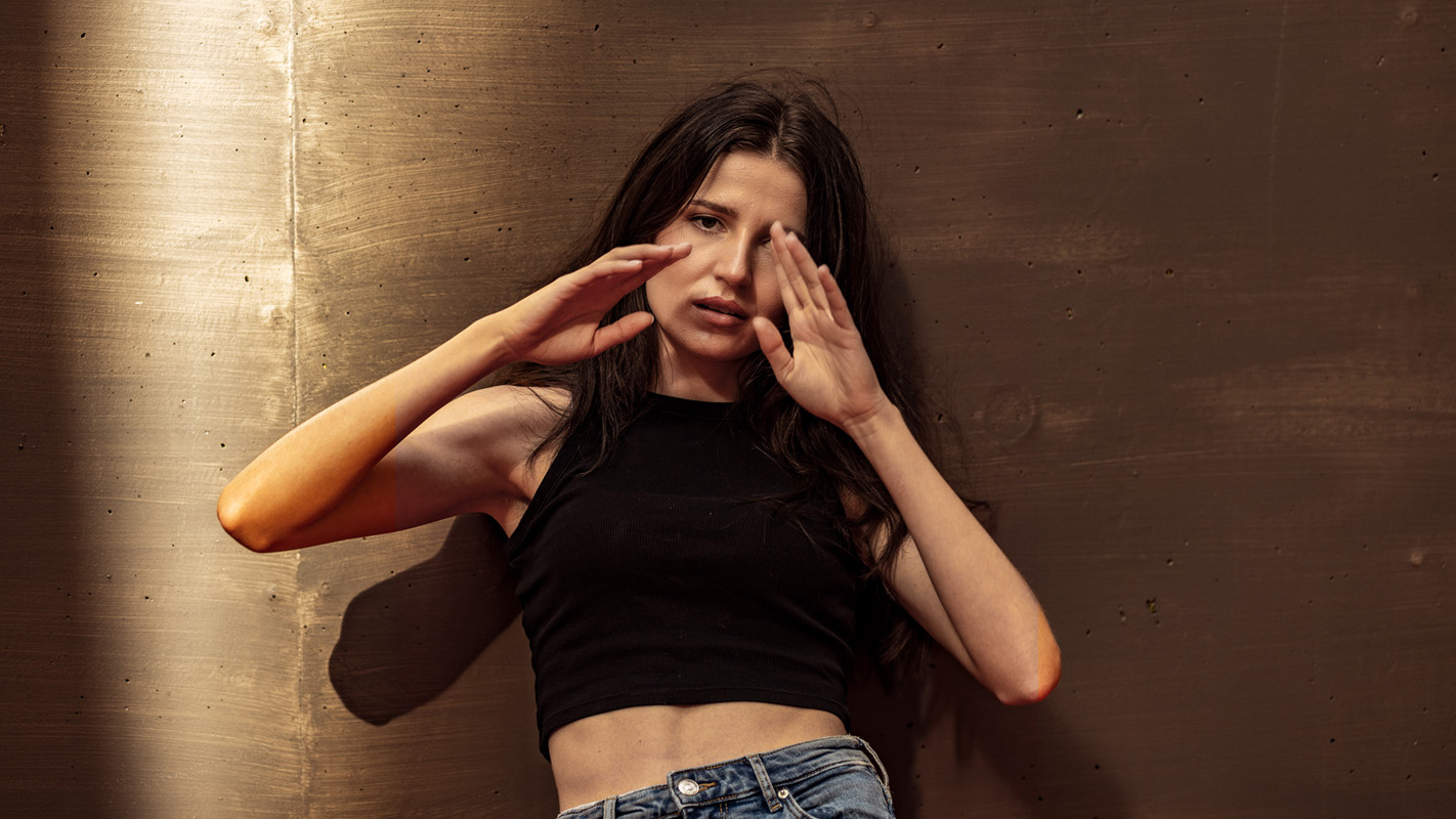 studio beauty fashion portrait